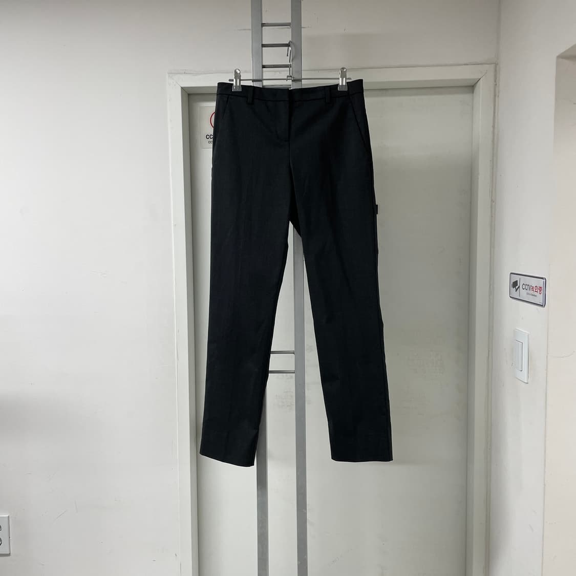 몽클레어 그레이 슬랙스 40(W) 상품이미지1