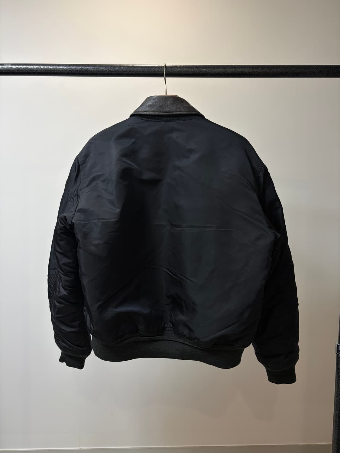 (L) 90s 알파인더스트리 CWU-45P 플라이트 ma-1 봄버 USA 상품이미지4