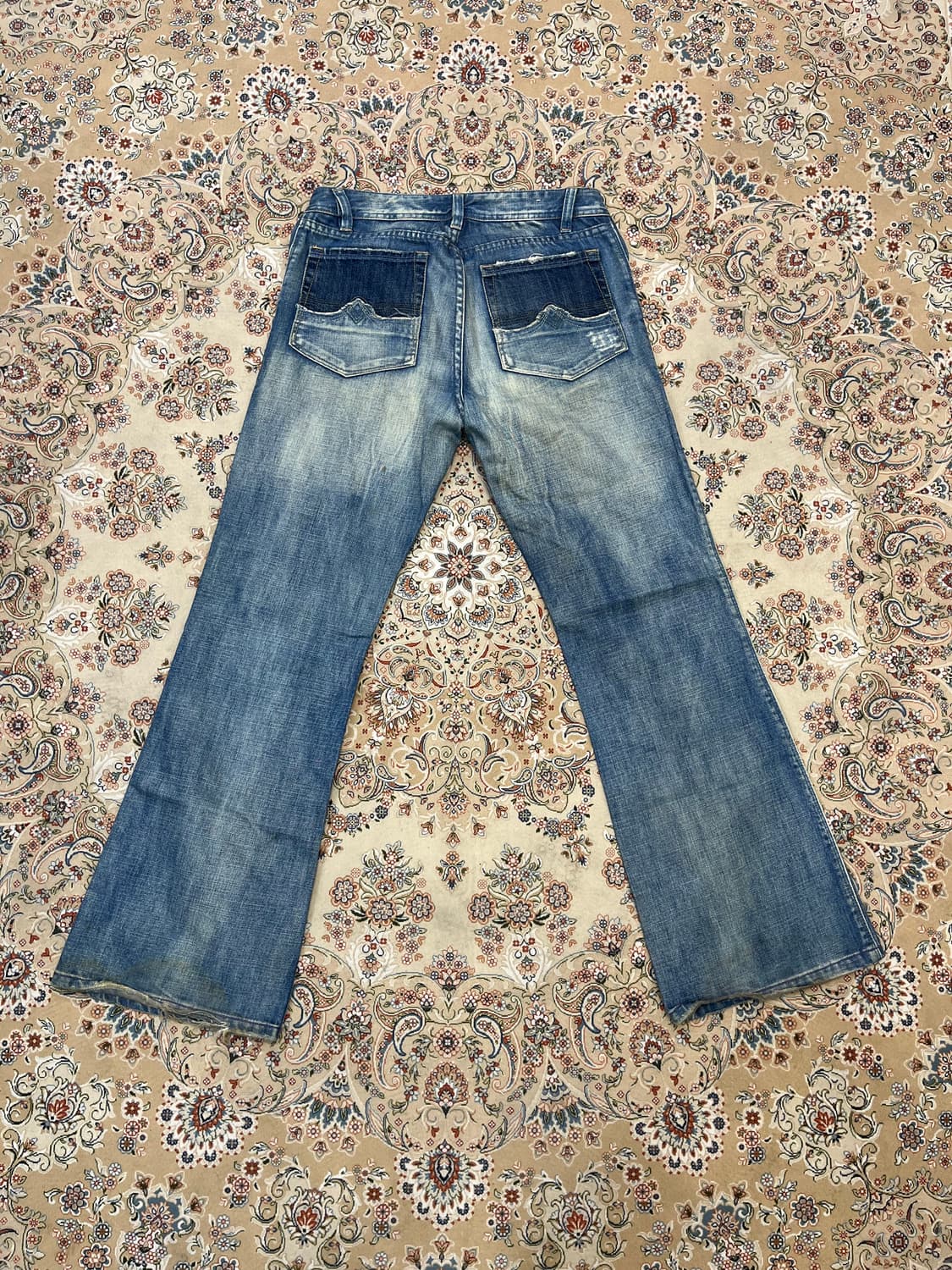 디젤 백포켓 디테일 플레어 데님 팬츠 상품이미지3