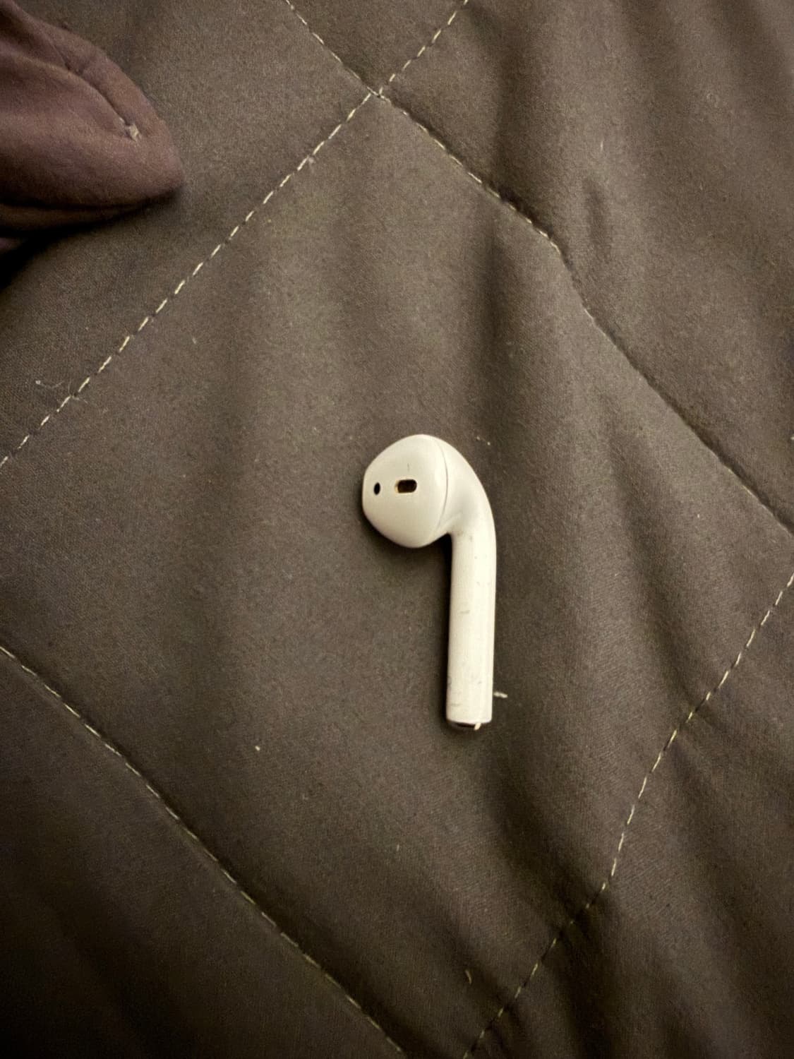 에어팟 2세대 유닛 오른쪽 상품이미지1