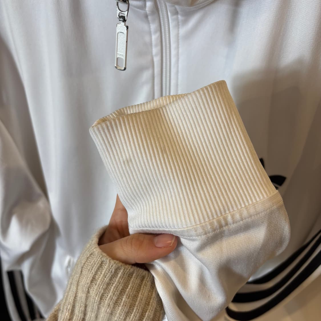 아디다스 구파이어버드 흰/검 져지 L 상품이미지9