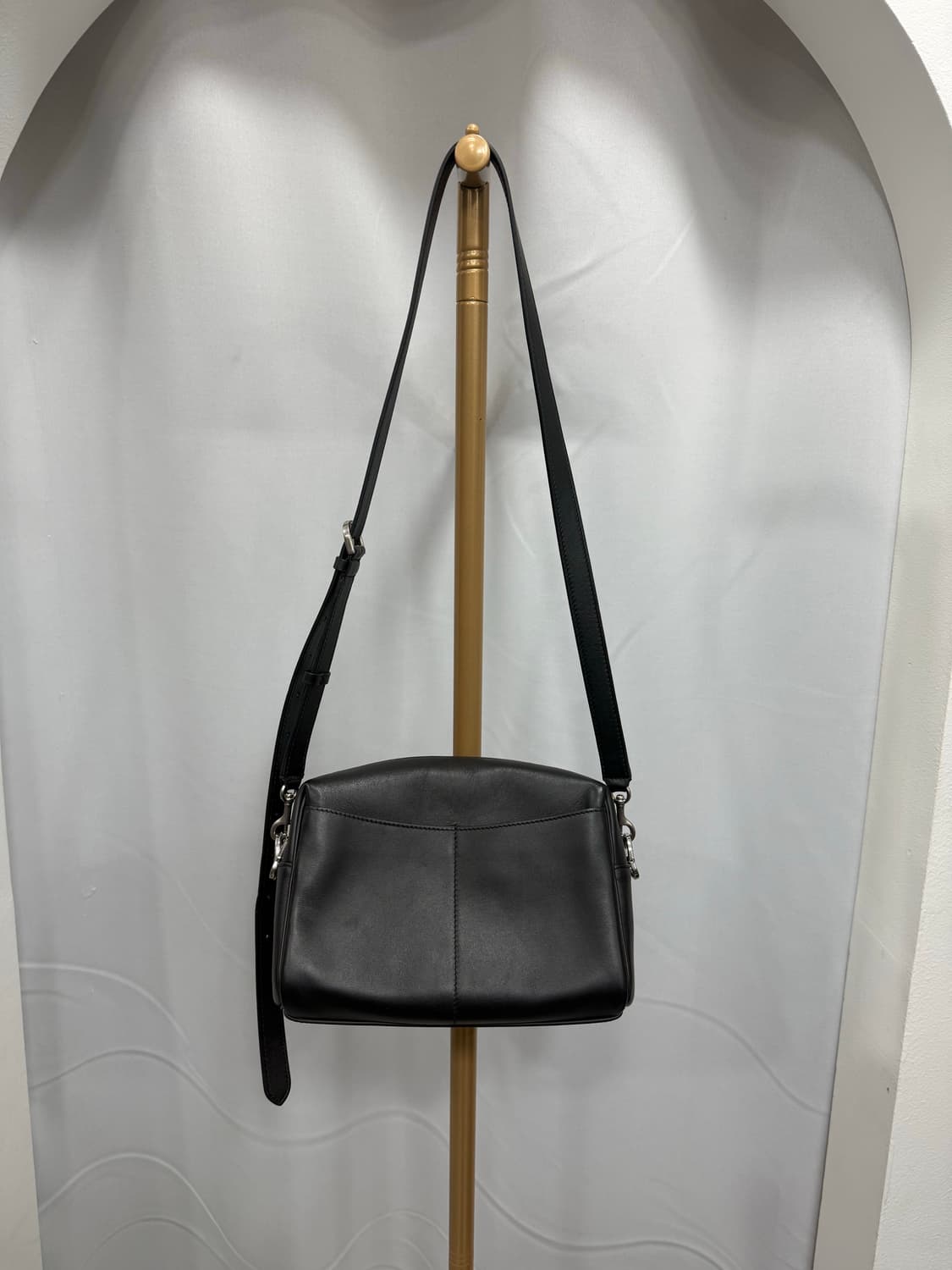 발렌시아가 로데오 은장 카메라백 상품이미지6