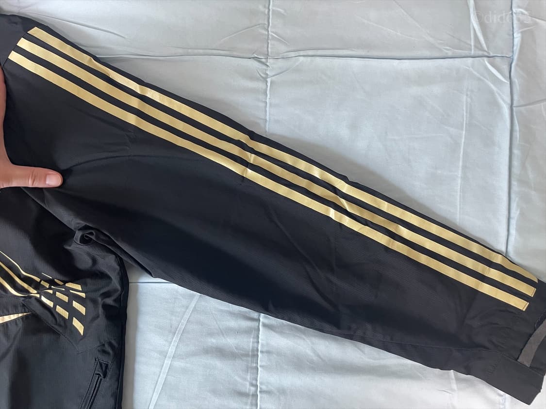 (105) 08-09 리버풀 UCL 올웨더 자켓 판매 상품이미지9