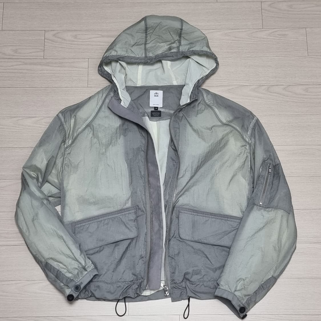 폴리테루 인슐레이션 후드 자켓 옥그레이 상품이미지1