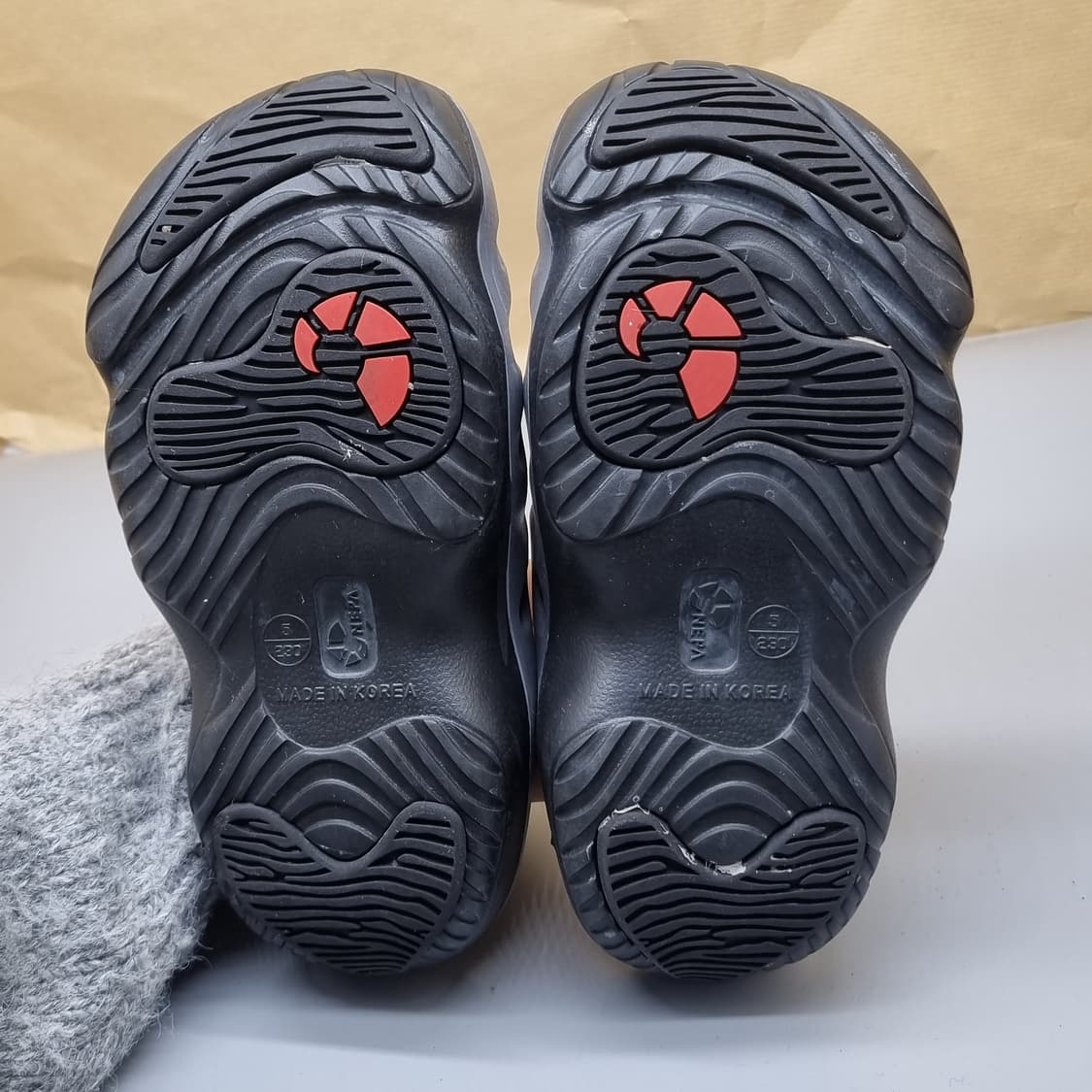 네파 그레이 슬리퍼 230 상품이미지3