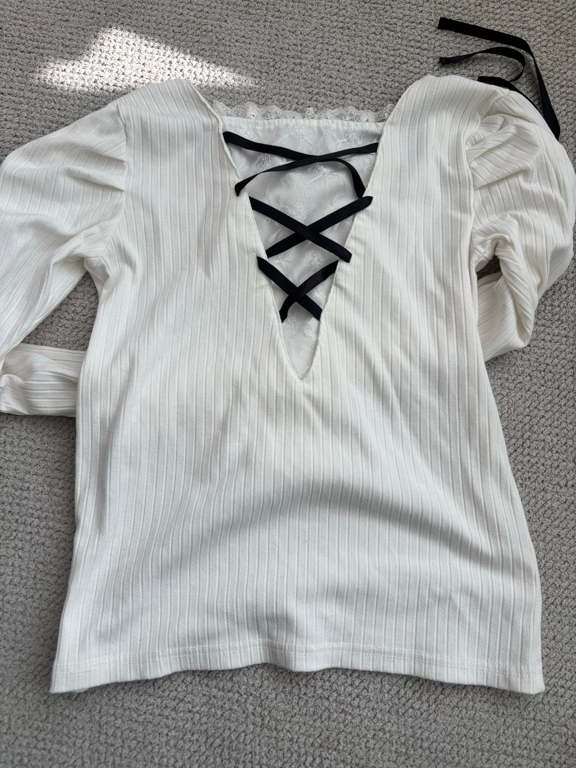 노에미 화이트 리본 레이스 블라우스 양지뢰 리즈리사 상품이미지2