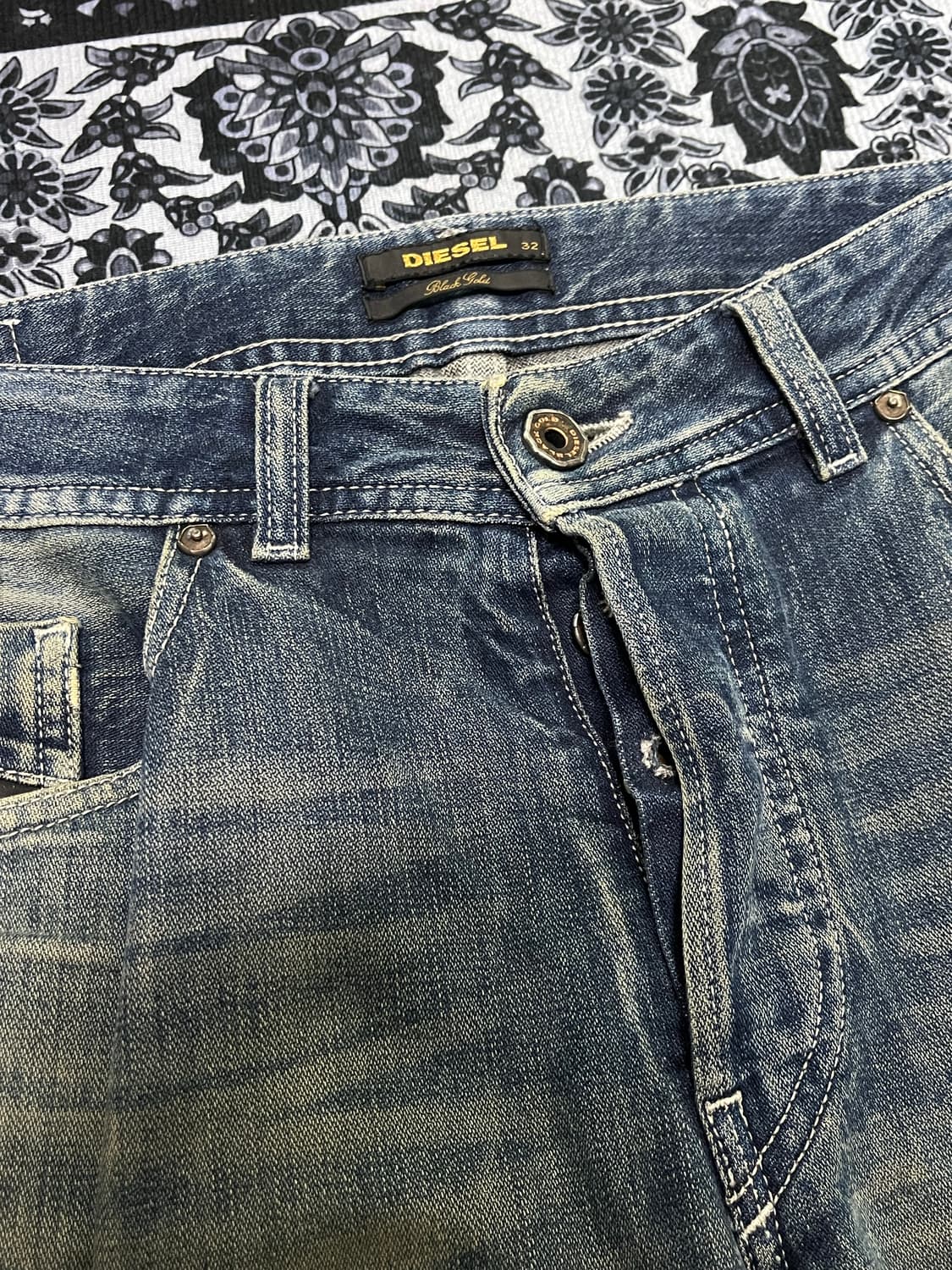 디젤 블랙골드 디스트로이드 워싱진 이태리 32 상품이미지6