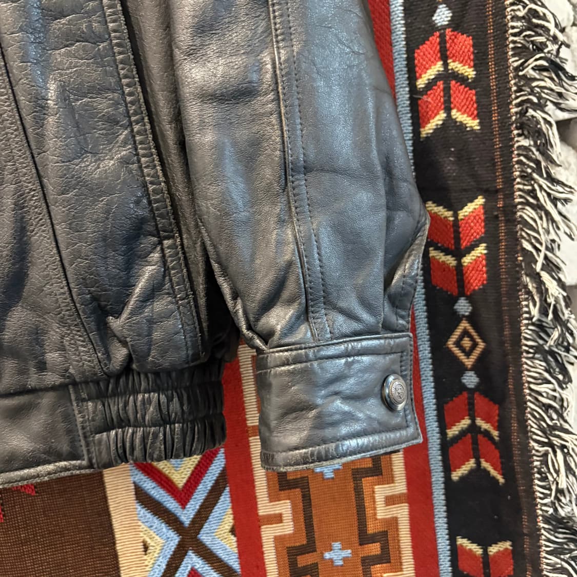 90s빈티지 소가죽 무스탕 봄버 자켓 상품이미지4