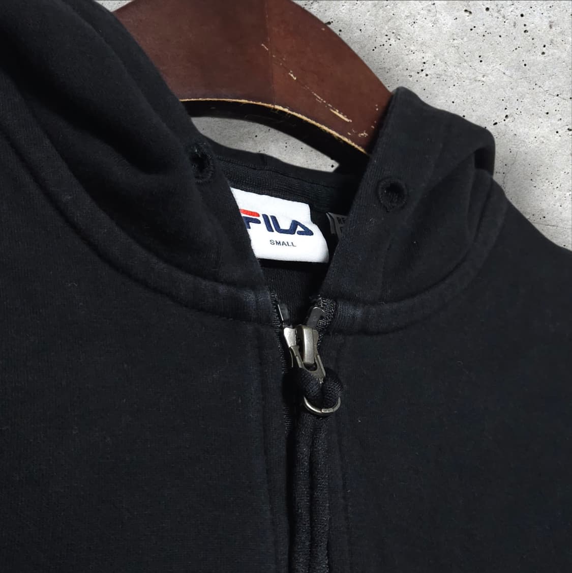 휠라 로고 블랙 후드집업 (90/S) 상품이미지3