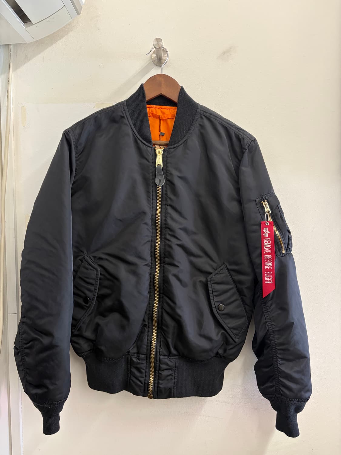 N247. 알파인더스트리 ma-1 자켓 상품이미지1