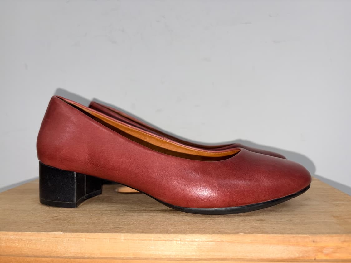 쿠에른 여성 펌프스 240 상품이미지1