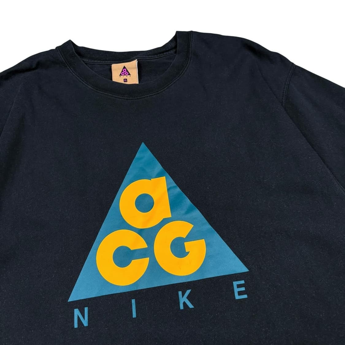 나이키 ACG 네이비컬러 반팔티 상품이미지2