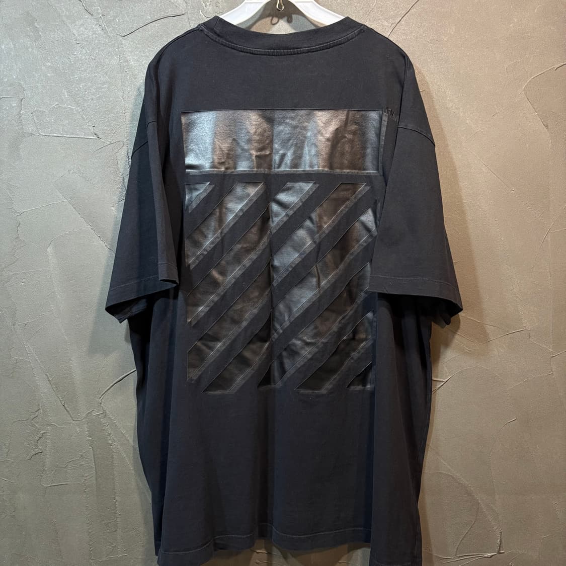 [L] OFF-WHITE 오프화이트 반팔 티셔츠 상품이미지1