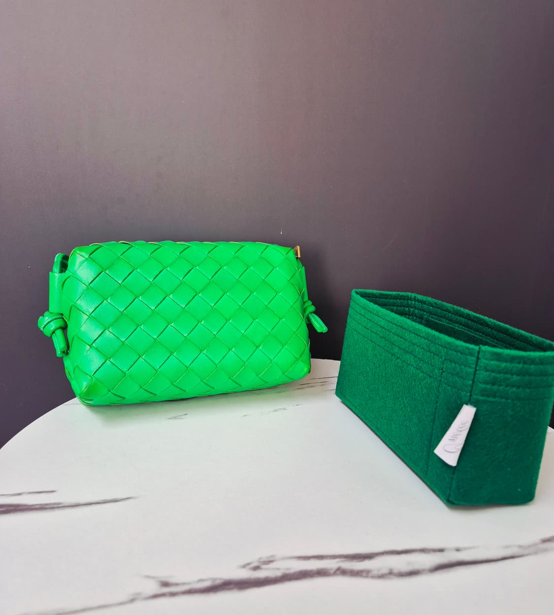 보테가 베네타 카메라백 상품이미지8