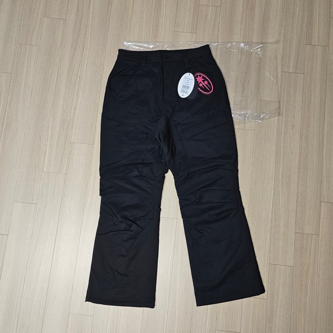 M 새제품) 나이스고스트클럽 메카닉 패디드 패딩 팬츠 방한 바지 블랙 상품이미지2