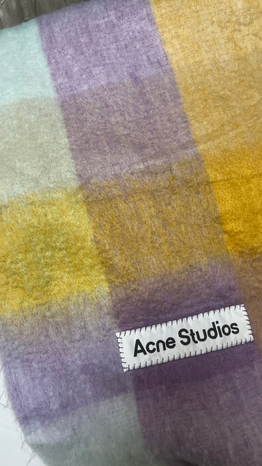 아크네스튜디오 울 모헤어 체크 목도리 스카프 바이올렛 옐로우 블루 상품이미지9