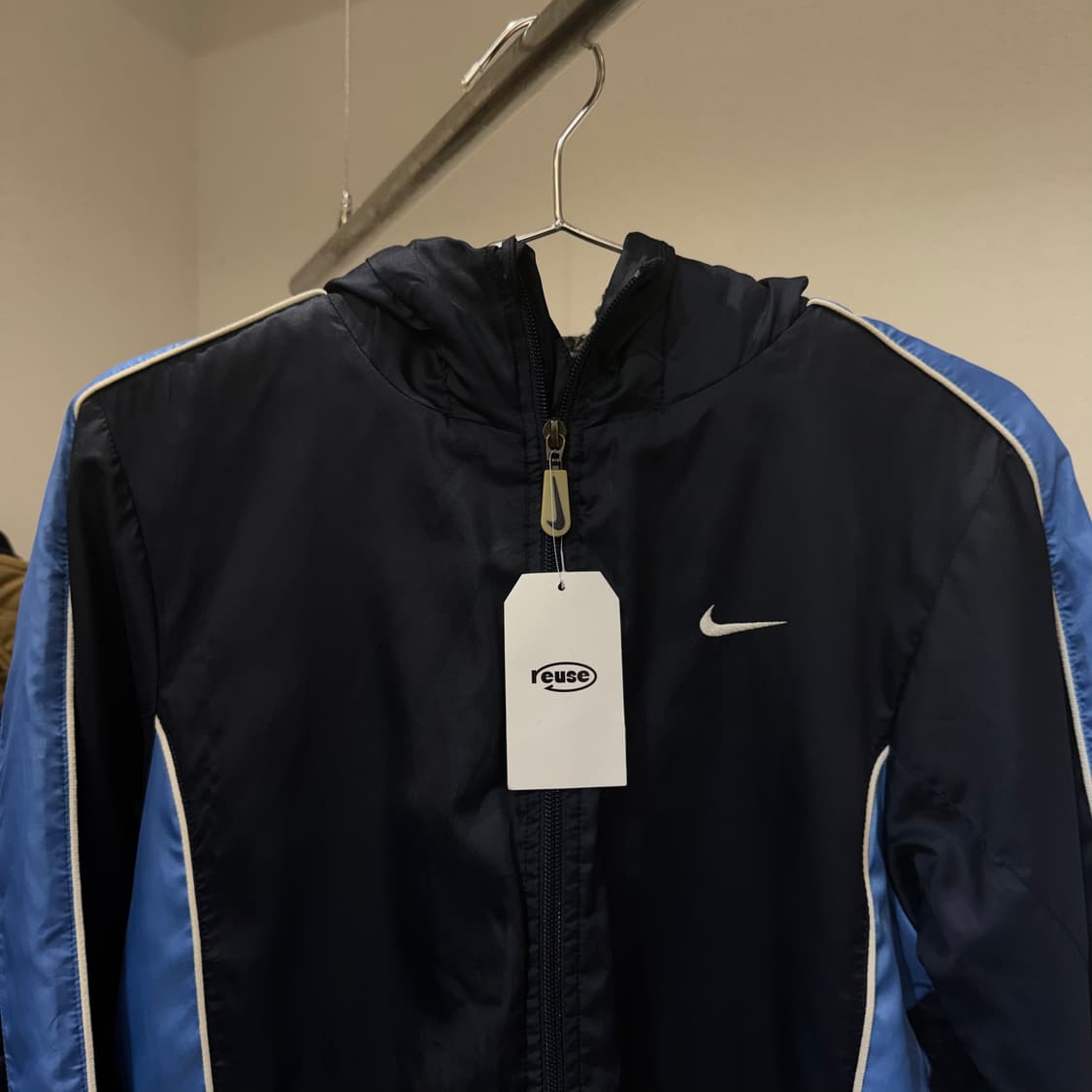 나이키 바람막이 후드 자켓 상품이미지2