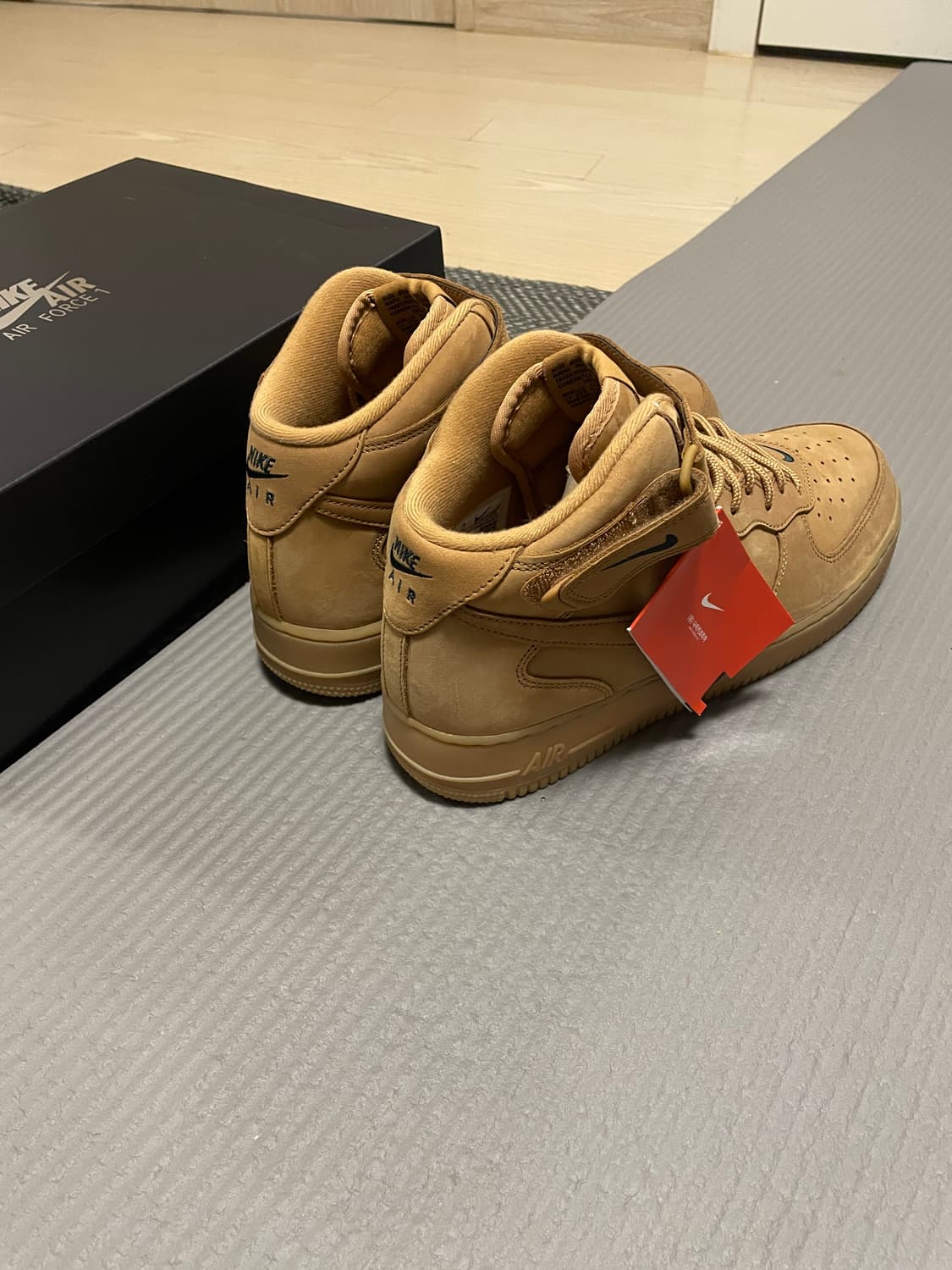 새상품) 나이키 에어포스 1 미드 플랙스 280 상품이미지4