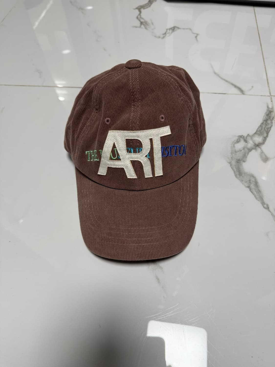 더뮤지엄비지터 ART 코듀로이 볼캡 상품이미지1