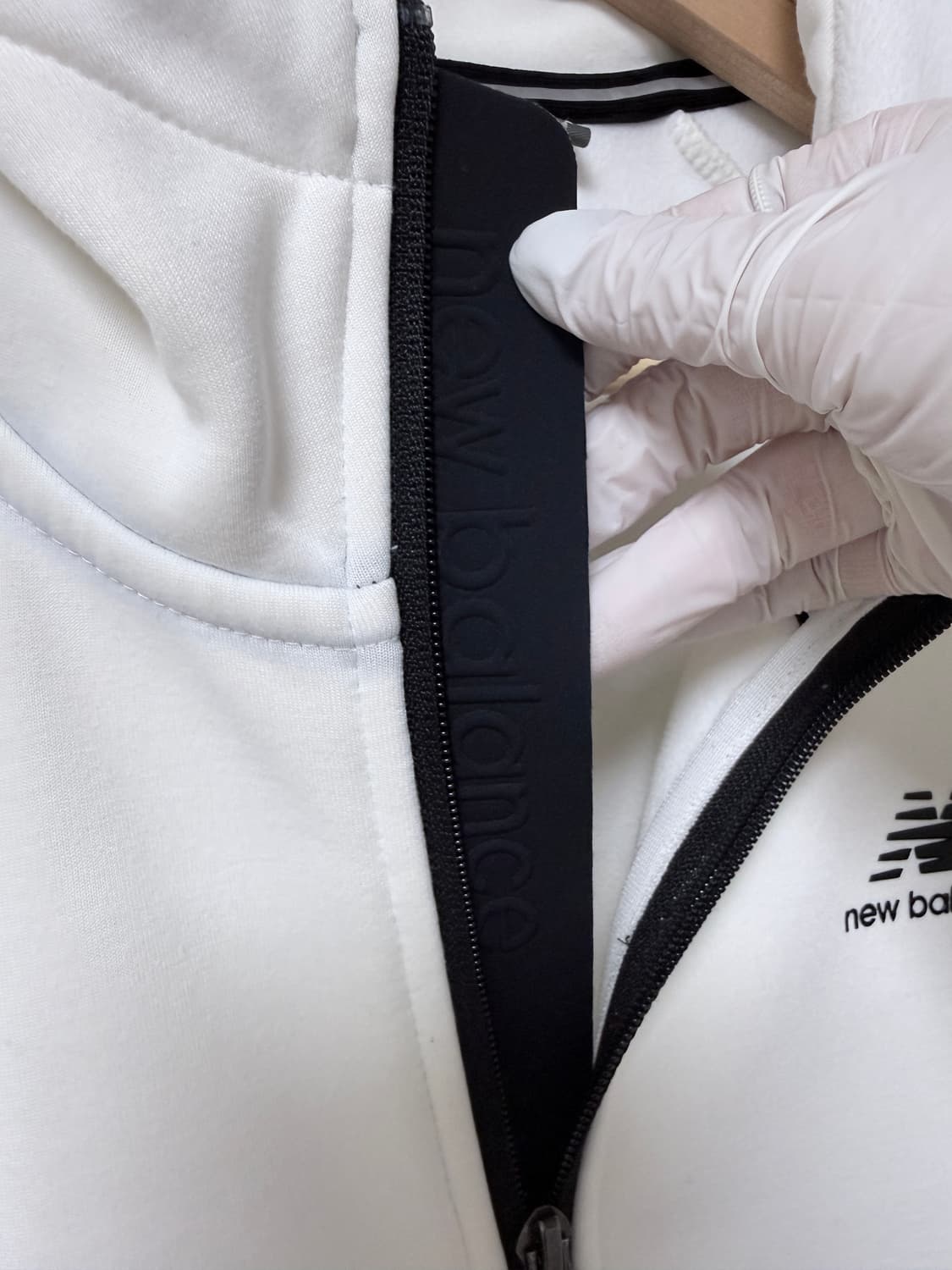 뉴발란스 후드 집업 화이트 100 데일리 상품이미지4