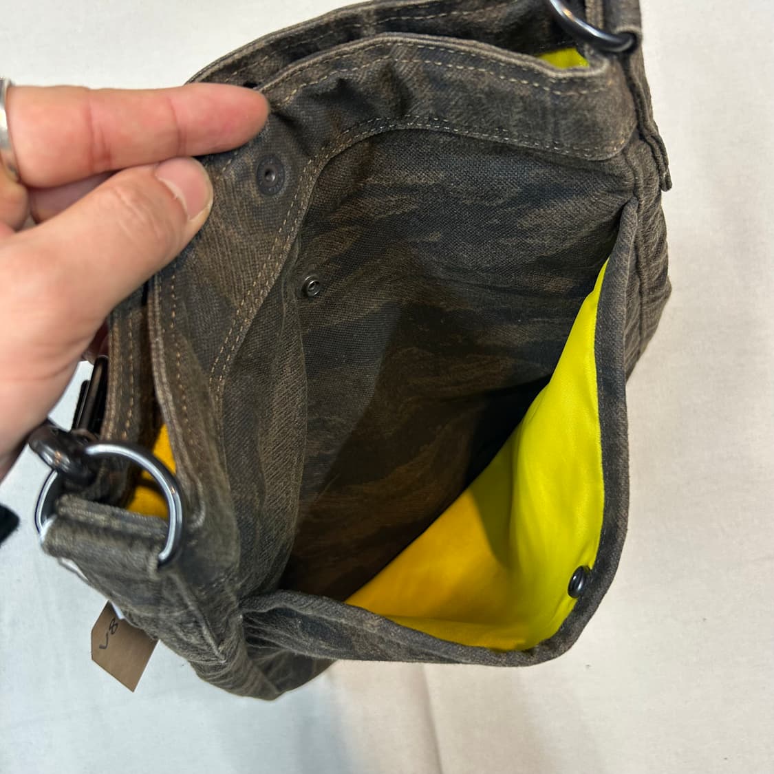 요시다 포터 타이거 카모 숄더백 크로스백 70주년 한정판 V8 상품이미지6