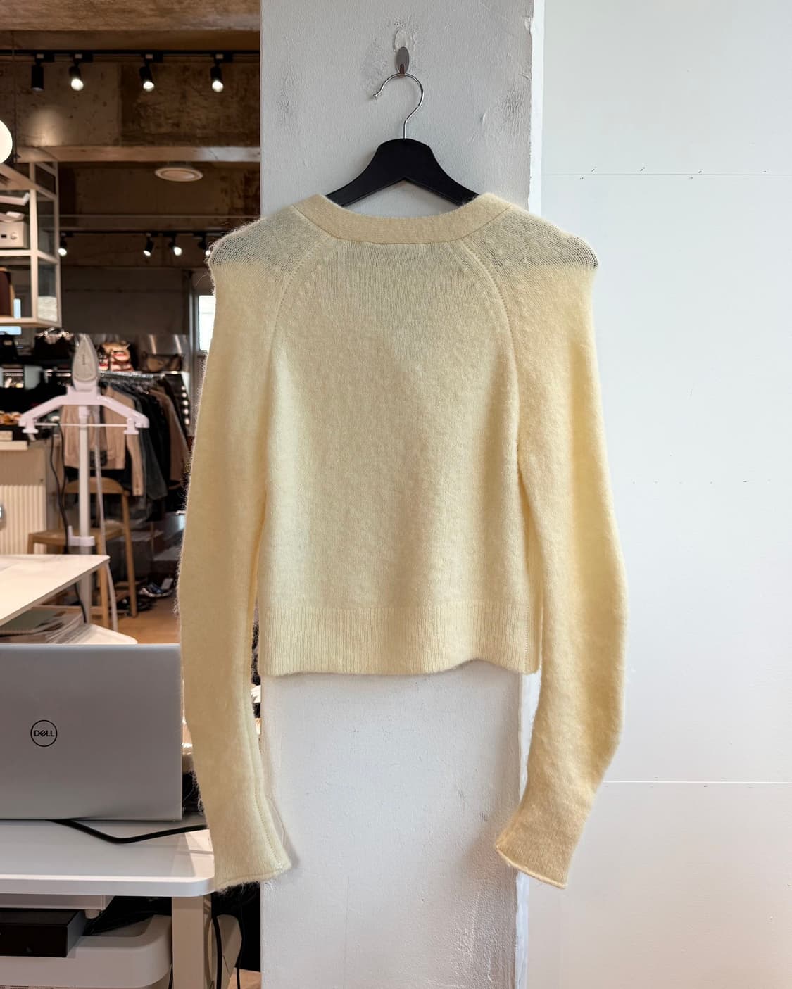 아크네 스튜디오 옐로우 알파카혼방 브이넥 가디건 상품이미지7