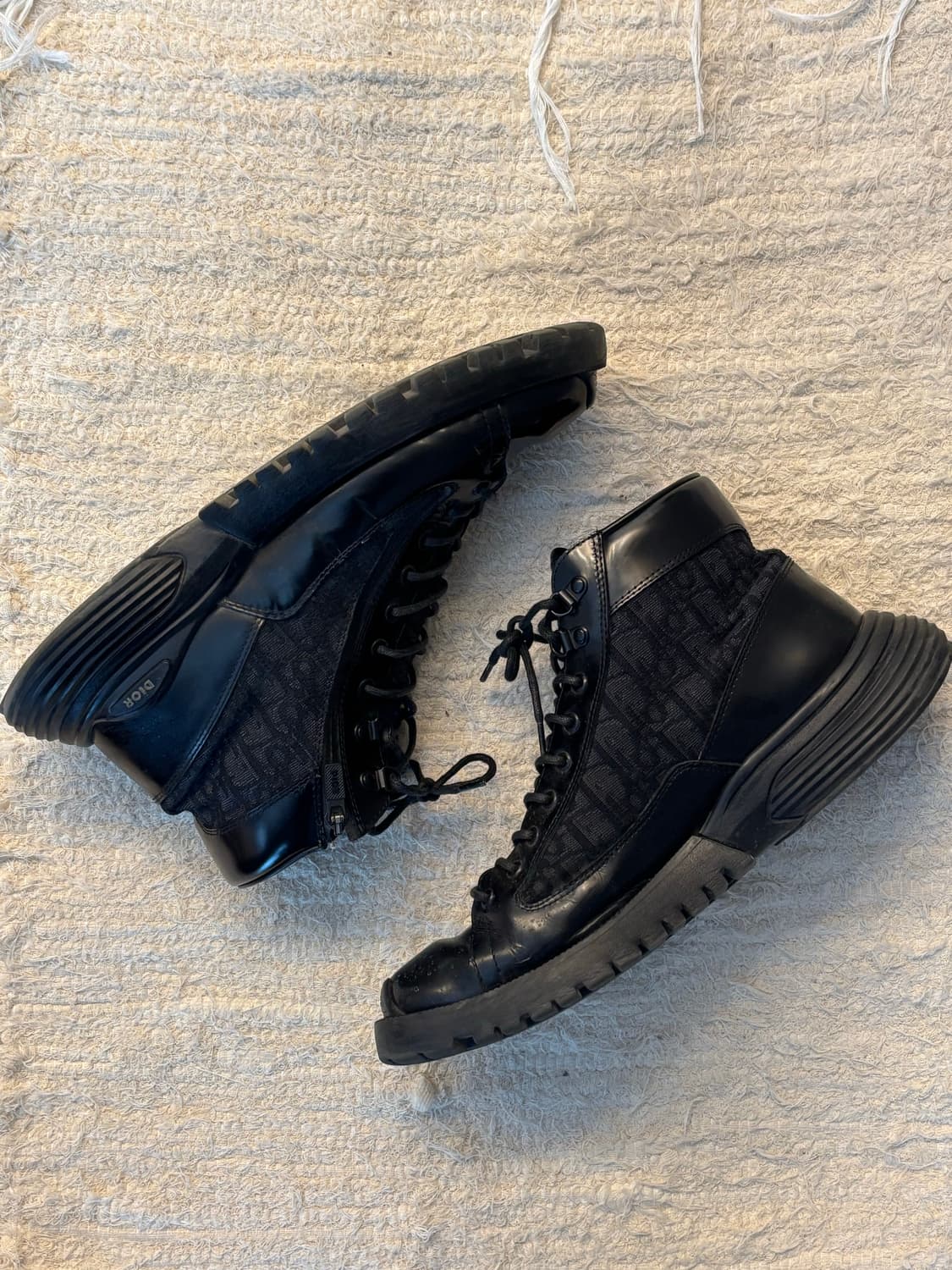 디올 컴뱃 앵클부츠 상품이미지1