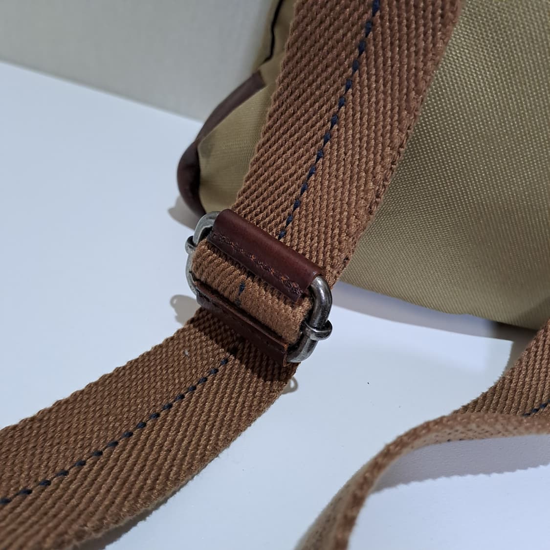 (택포) 아르마니진 가죽배색 크로스백 B621 상품이미지7