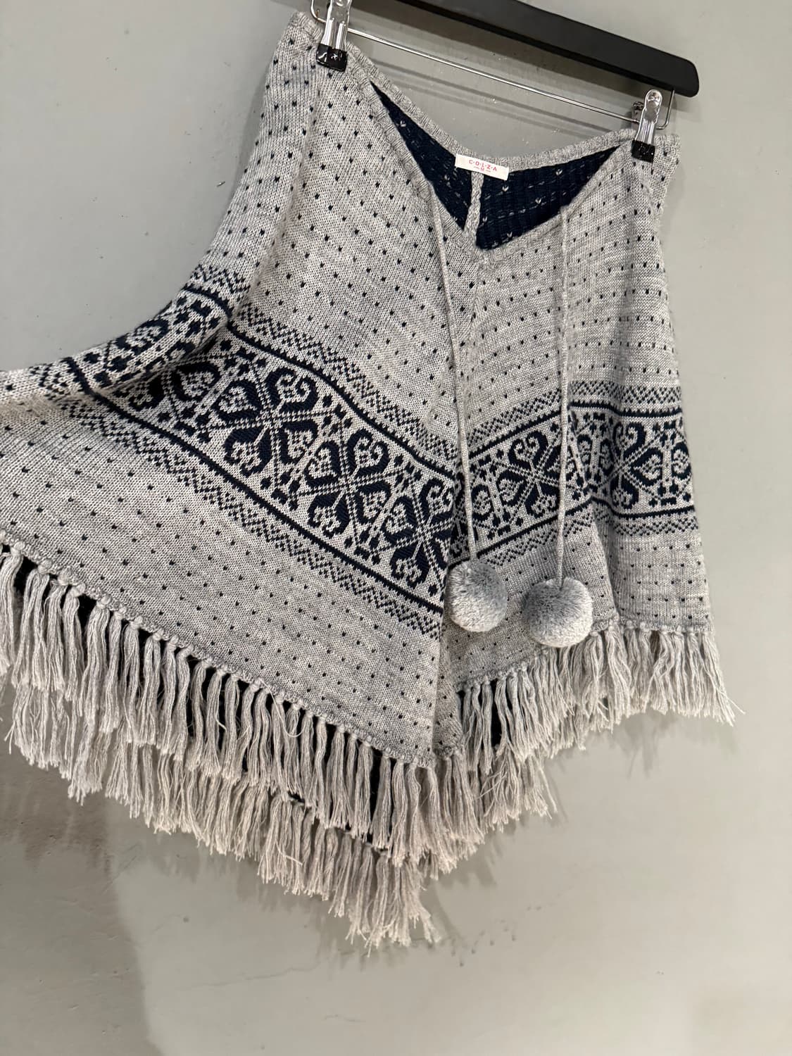 winter pattern tassel detail cape & sk 상품이미지6