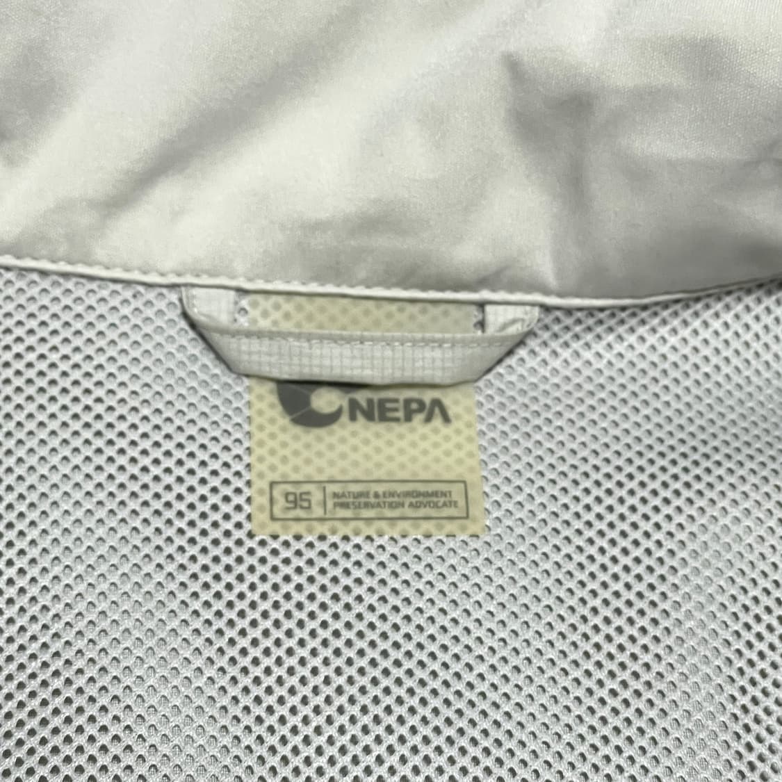 네파 베이지 바람막이 윈드브레이커 여성95 상품이미지4