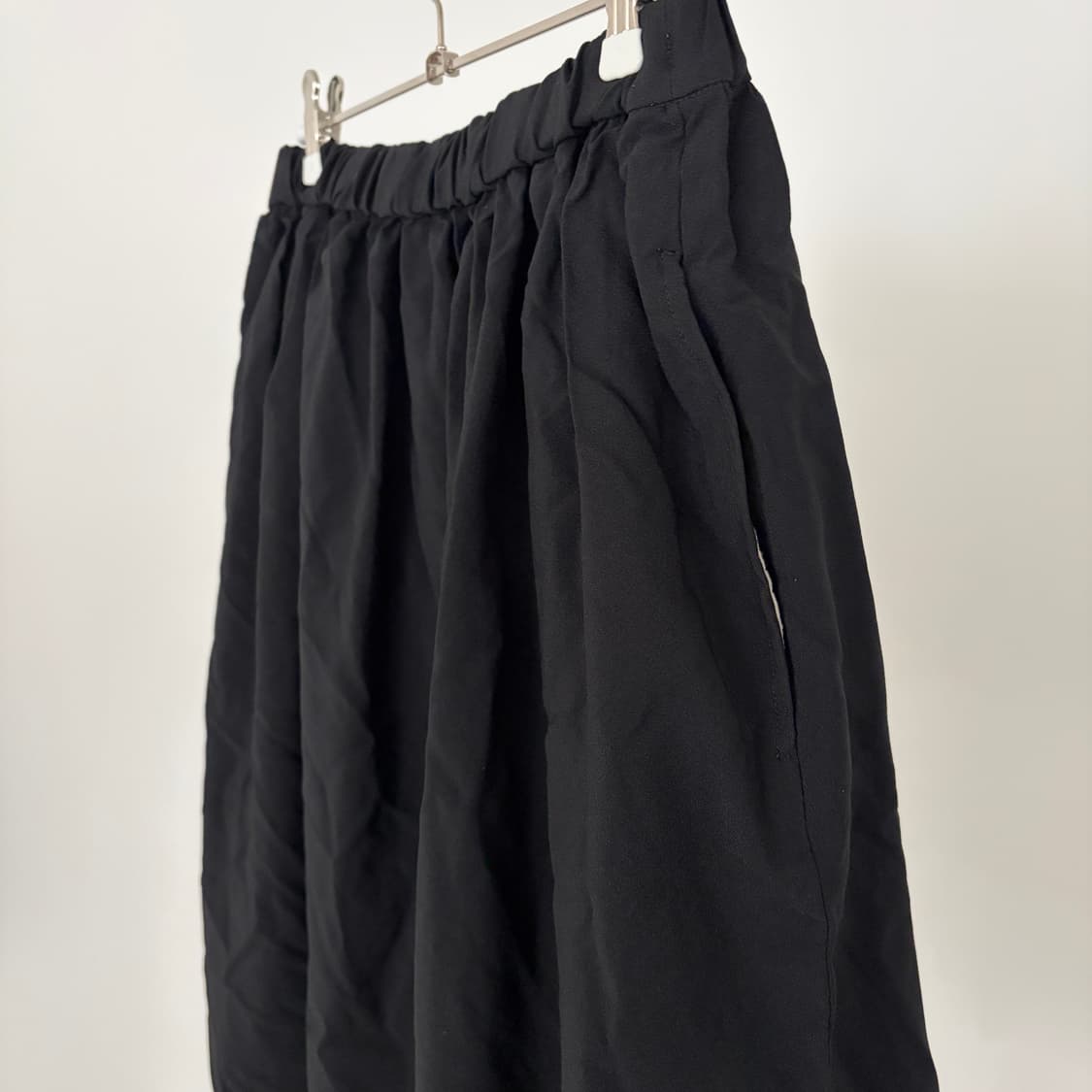 Asymmetry Volume Polyester Skirt 상품이미지3