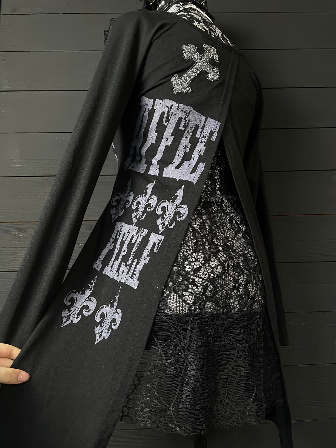 JPN 펑크 오픈 거미줄 레이스 퍼플 레터링 블랙 롱슬리브 상품이미지4