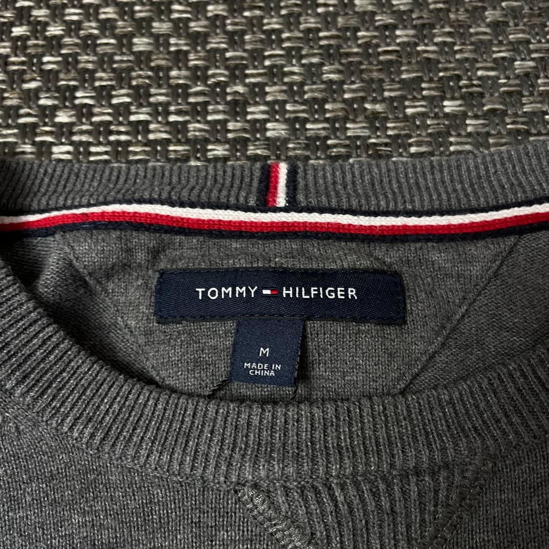 타미힐피거 미니로고 그레이 긴팔 니트 맨투맨 M 상품이미지4