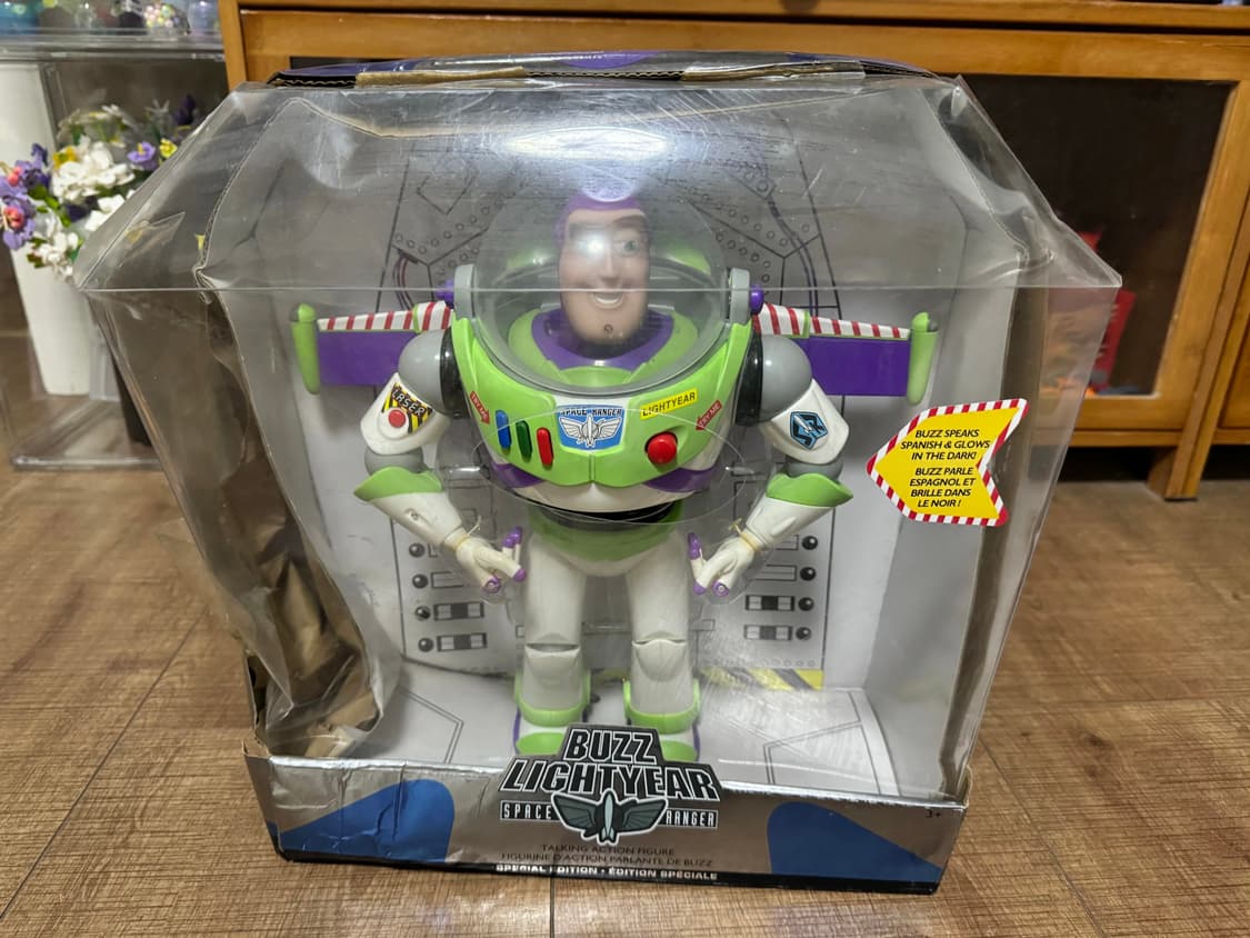 [특별판] 디즈니 스토어 야광 버즈라이트이어 상품이미지1