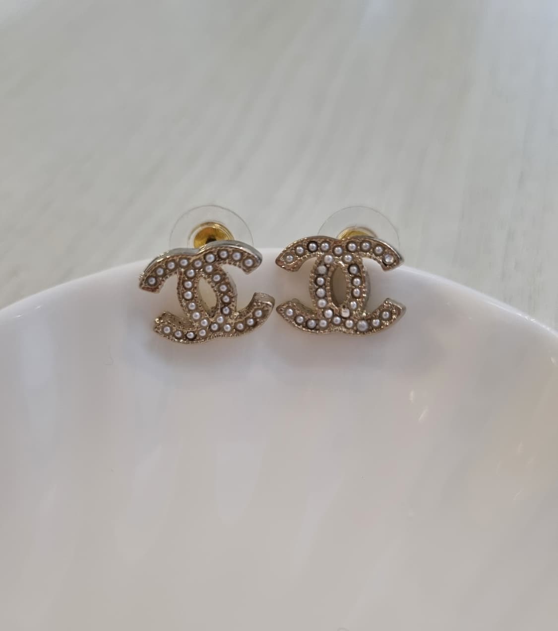 샤넬 업사이클링 미니 진주 귀걸이 상품이미지2