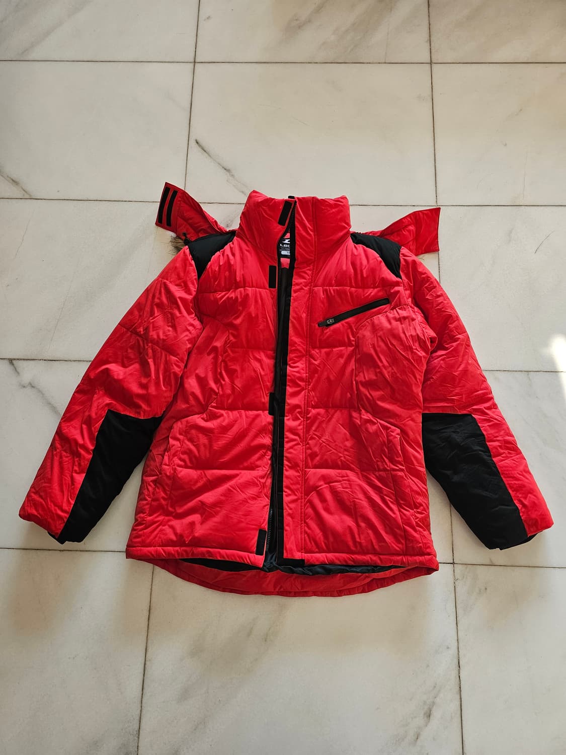 르까프(LECAF) 패딩 점퍼 180(105) 사이즈


르까프 기능성  상품이미지5