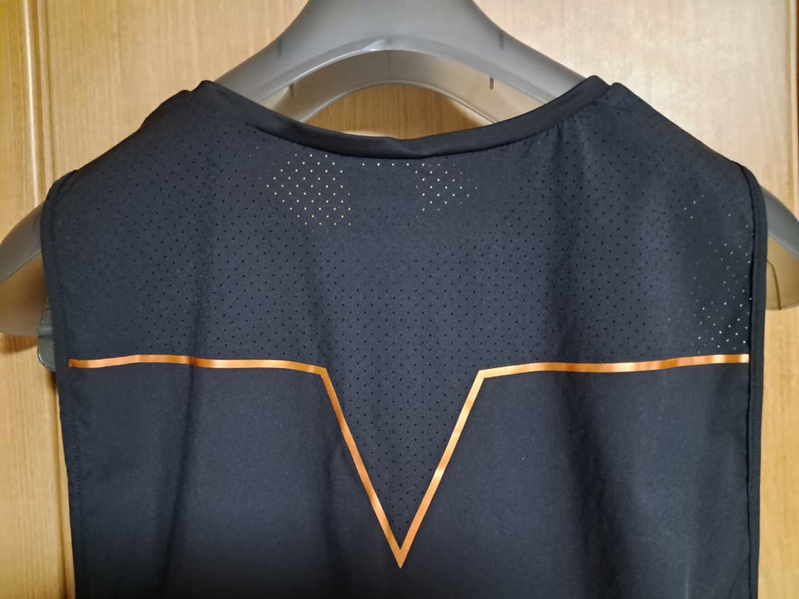 데상트 민소매티 여성S 상품이미지5