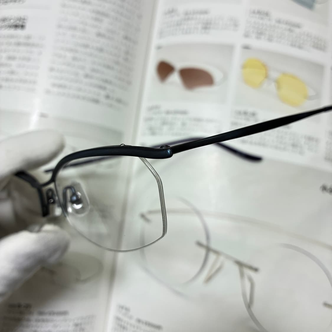 G.O.M 일본 빈티지 티타늄 탑브릿지 안경 상품이미지3