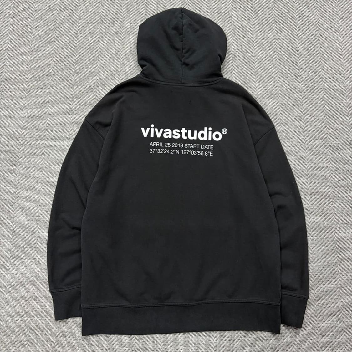 비바스튜디오 베이직 로고 후드티 v2862 상품이미지2