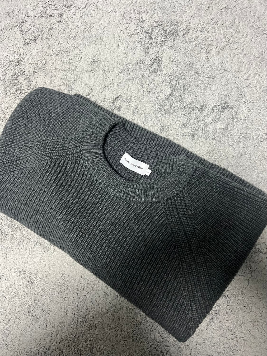 스테디에브리웨어 래글런 코튼 피셔맨 니트 다크그레이 멜란지 3사이즈 상품이미지1