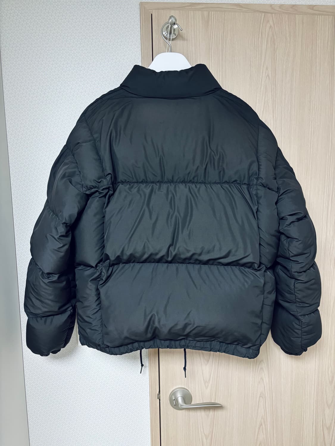 (3) 폴리테루 스냅 다운 패딩 블랙 23FW 상품이미지3