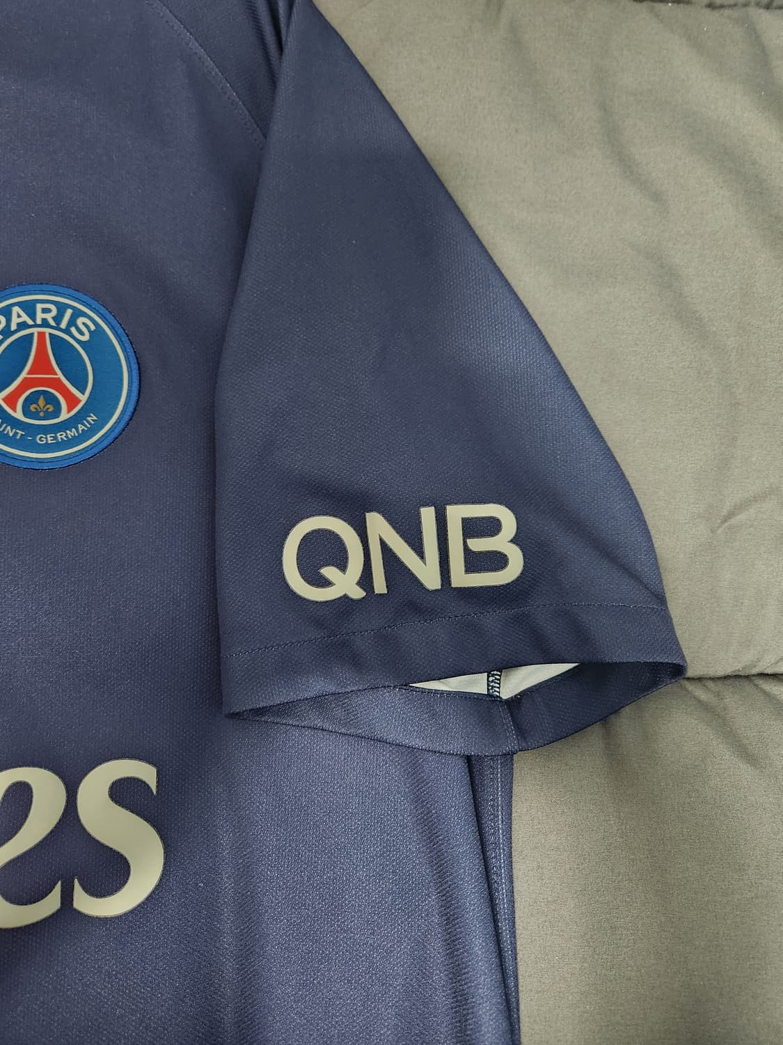 18-19 파리생제르망 티아구 실바 유니폼 상품이미지4