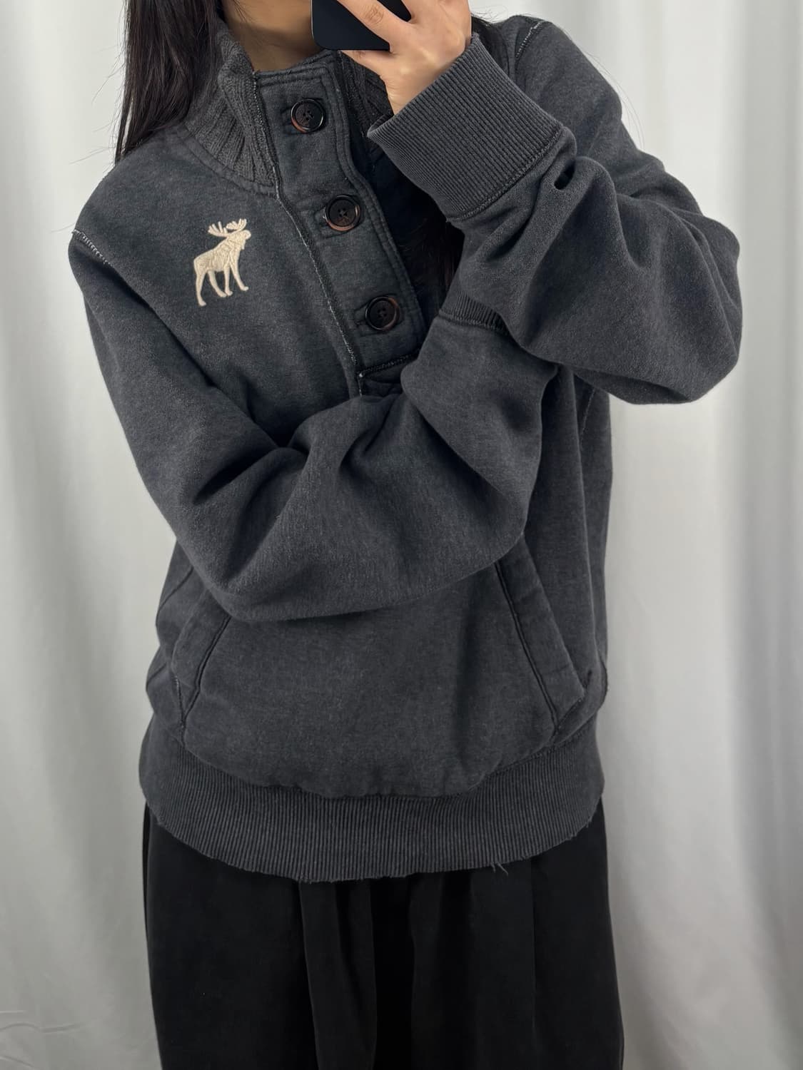 아베크롬비 그레이 하이넥 스웻셔츠 상품이미지2