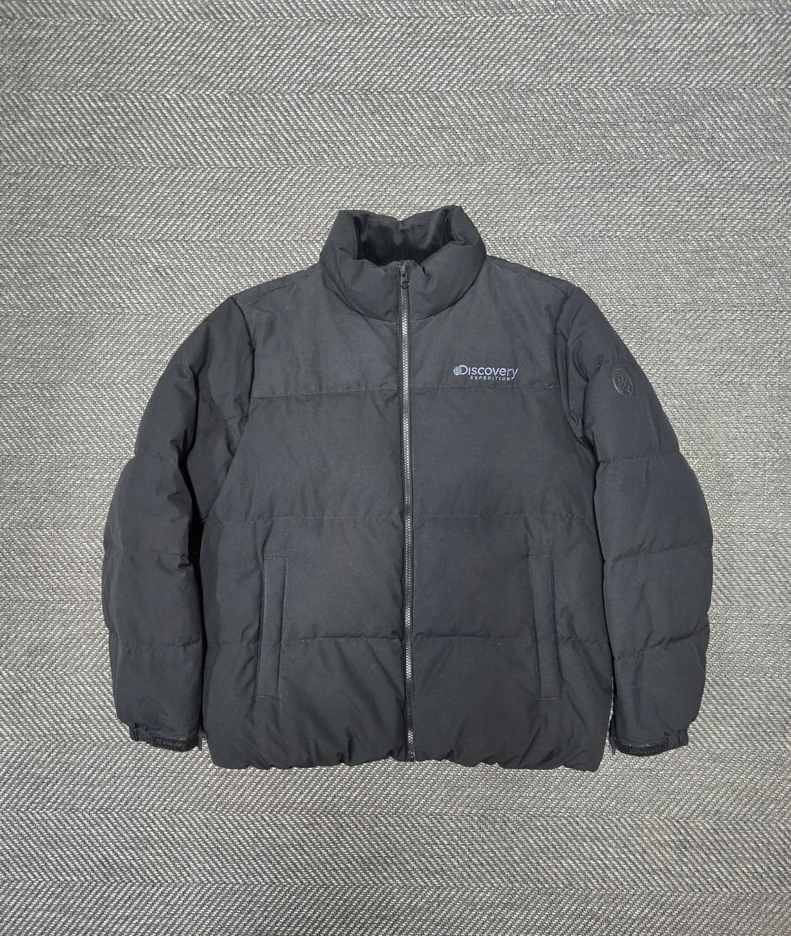 디스커버리 익스페디션 볼륨 푸퍼 블랙 다운패딩 점퍼 상품이미지2
