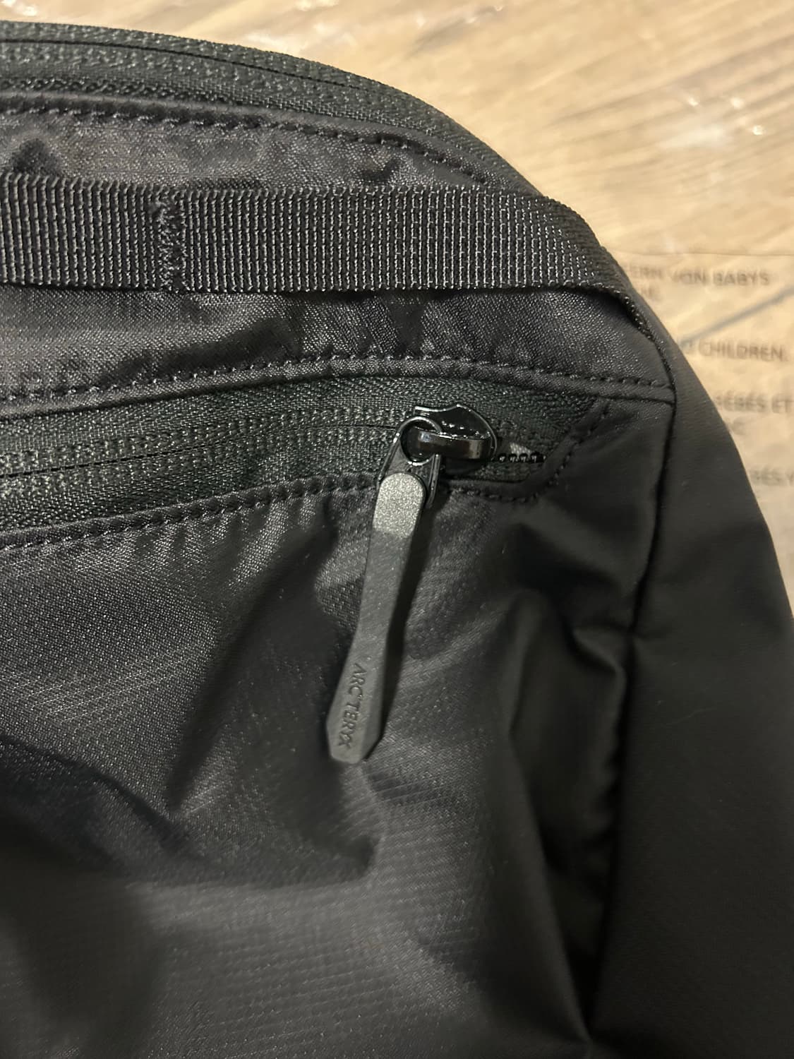 아크테릭스 헬리아드 15 백팩 블랙 상품이미지4