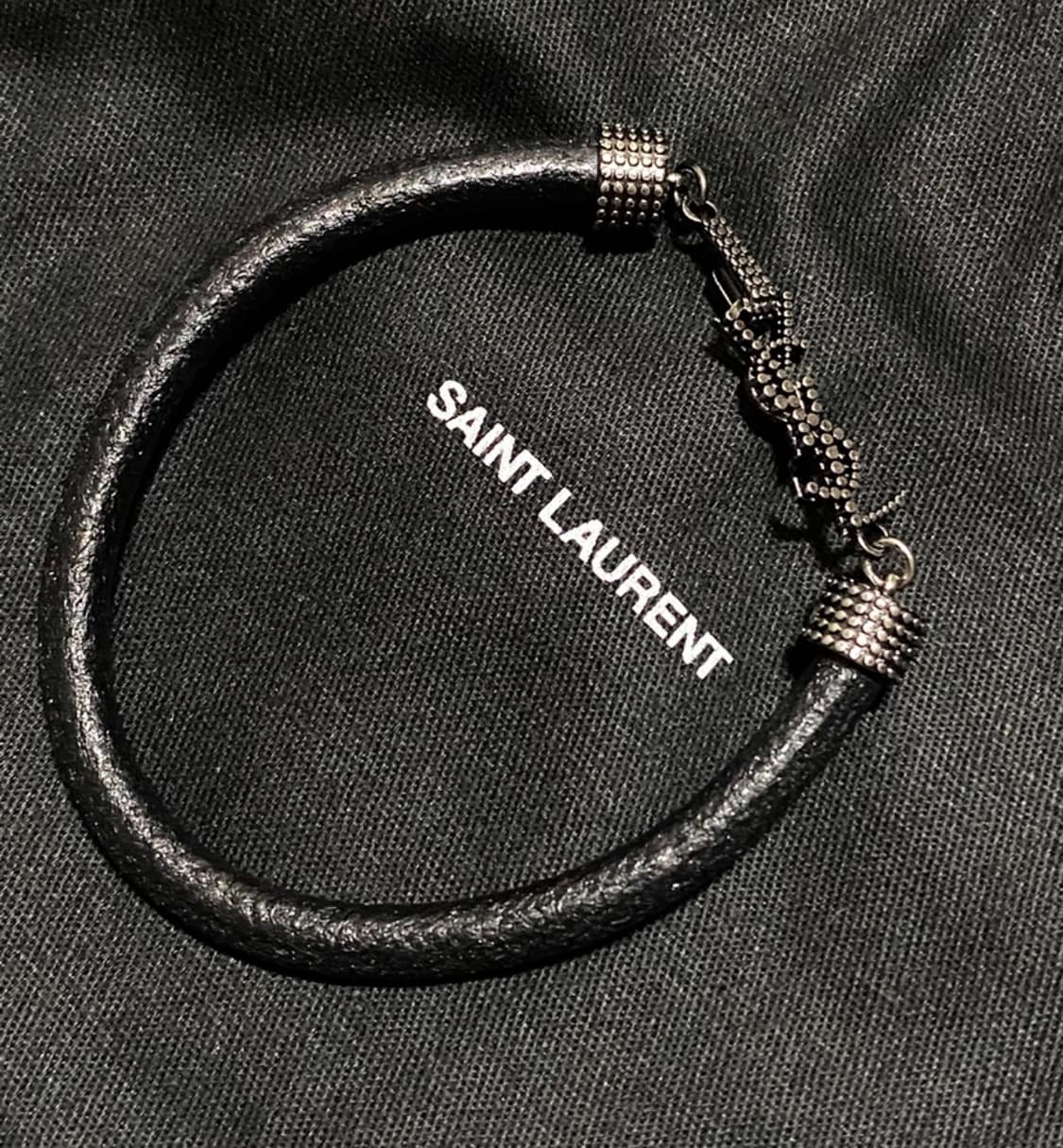 생로랑 가죽  팔찌 상품이미지2