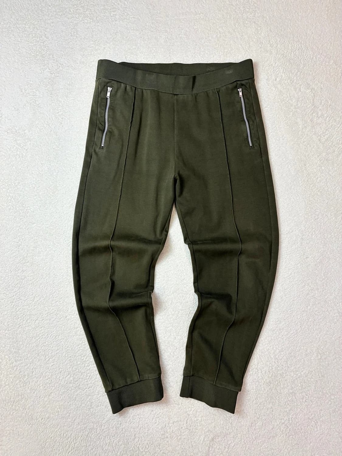 코스 COS 신형 슬림핏 핀턱 조거 스웻 팬츠 PN5765 상품이미지1