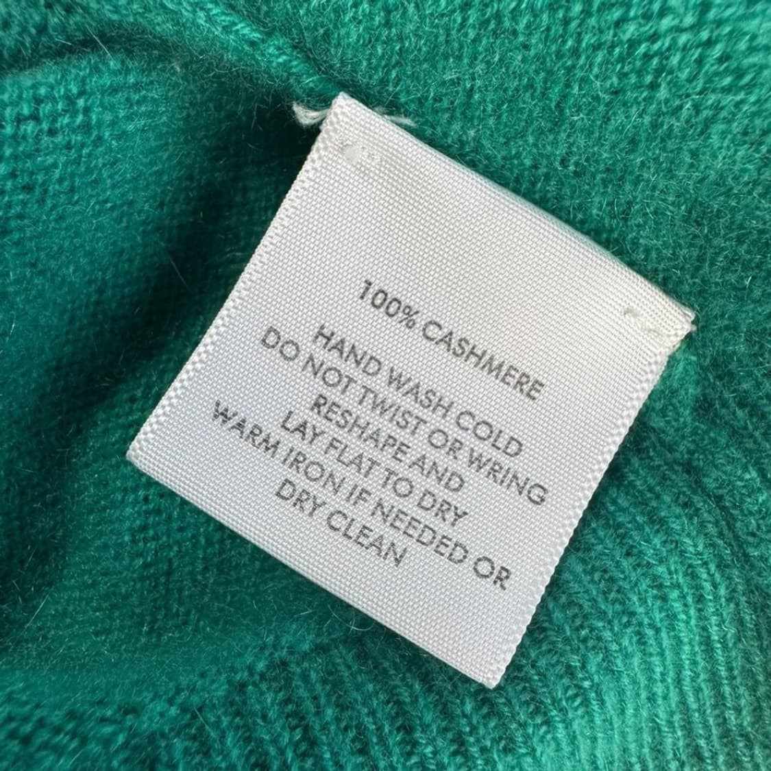 화이트워렌 캐시미어100 브이넥 니트 상품이미지3