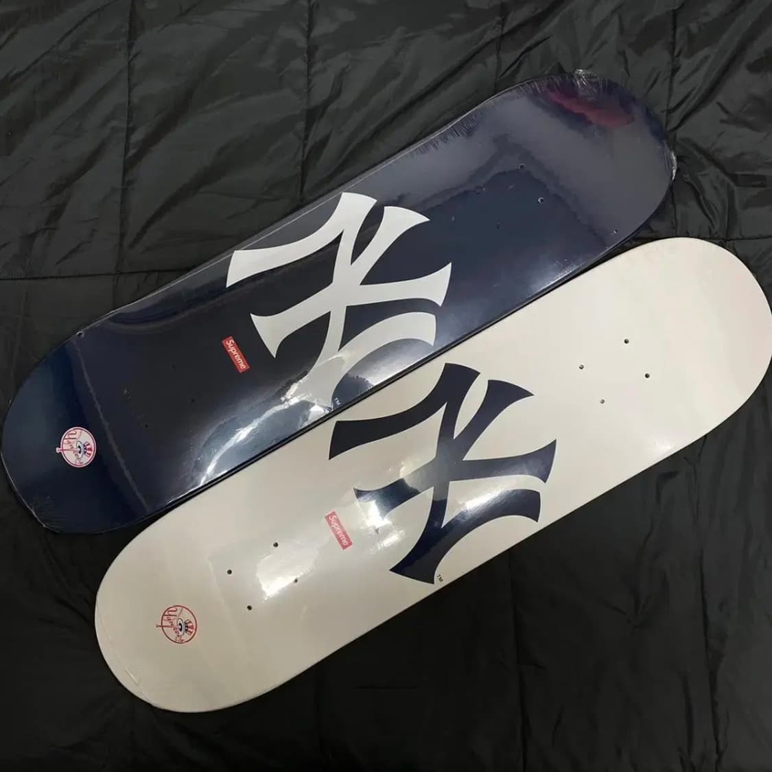 [Free] 15SS 슈프림 뉴욕 양키즈 데크 세트 상품이미지1