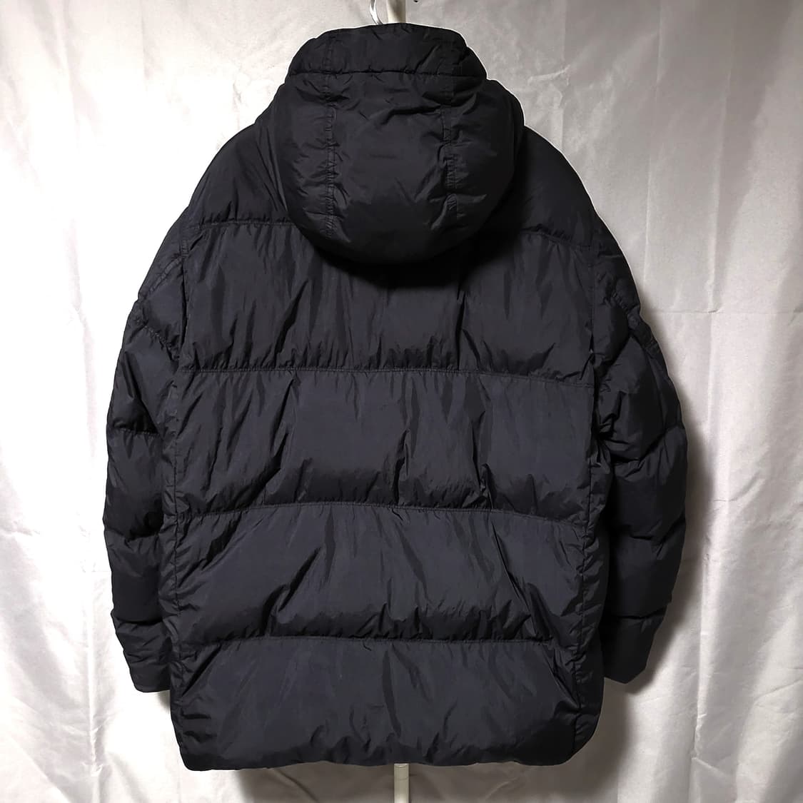 [새상품급/XL size]24FW 스톤아일랜드 크링클랩스 후드 다운 패딩 상품이미지2